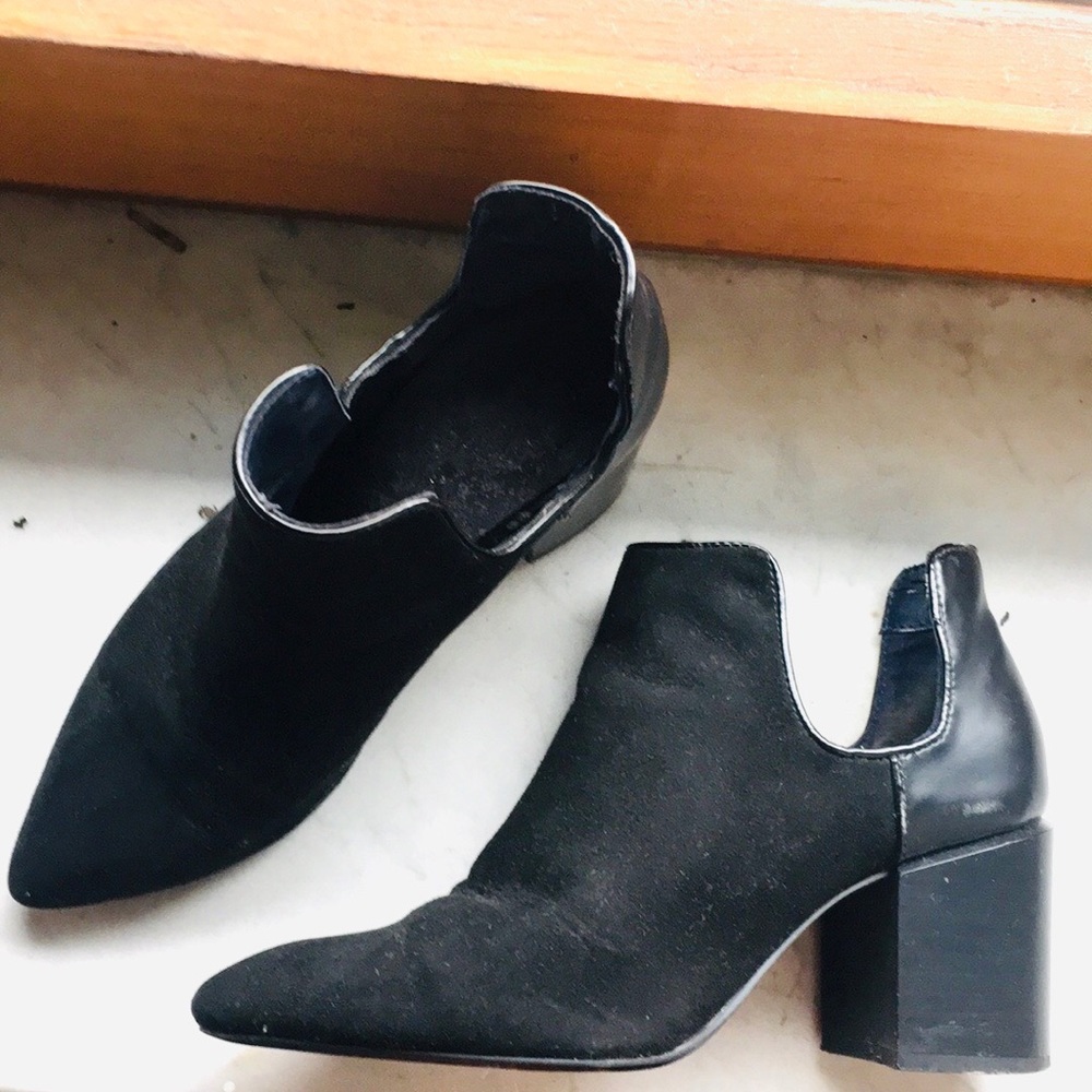 MUST GO! Zara cut-out booties